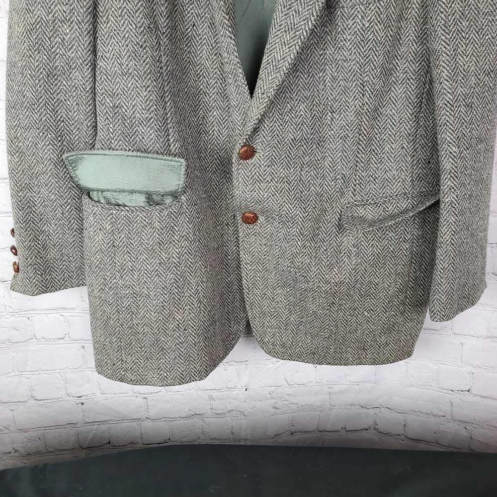 Levi's Tailored Classic's Blazer/ Coat Grays and Brown's. 44R - Picture 3 of 15